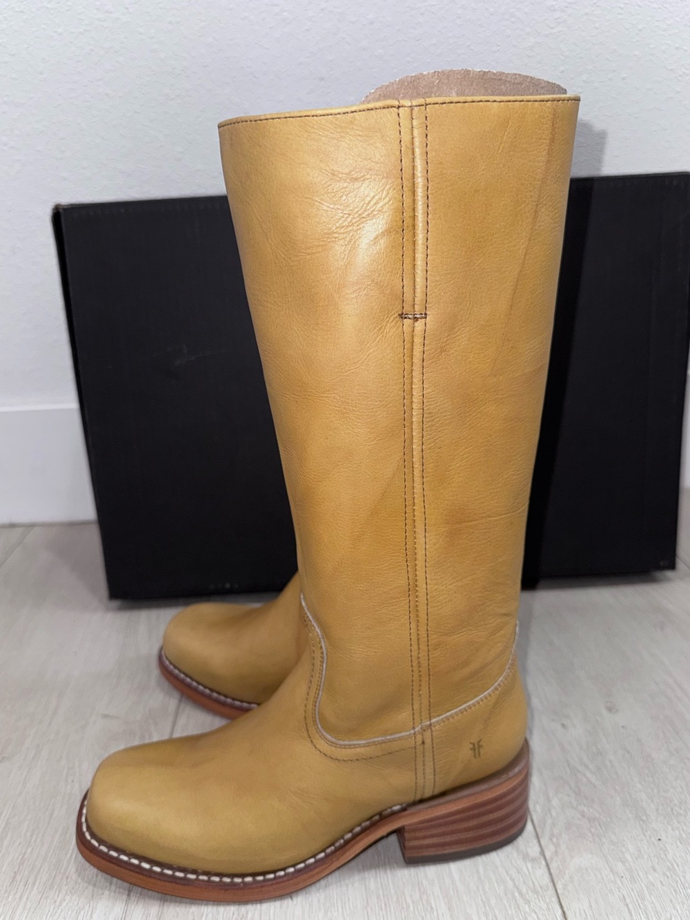 NEW FRYE Campus 14L Boots in Banana Sz: 7.5 - Picture 4 of 13